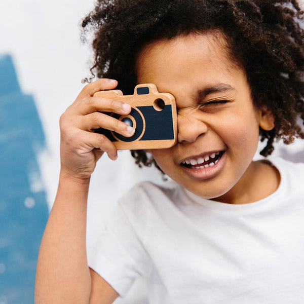 Make Me Iconic Camera