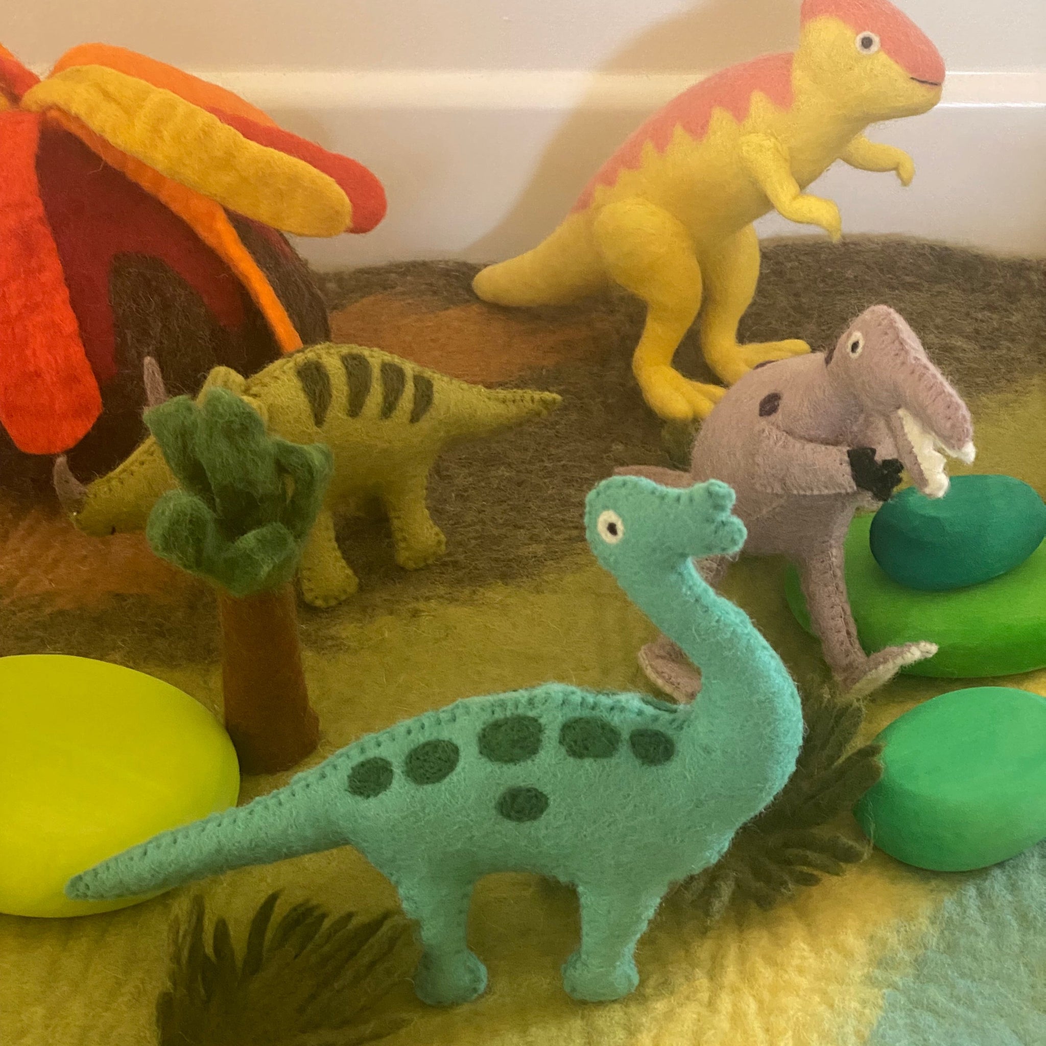 Small World Play-Dinosaur Volcano Pack