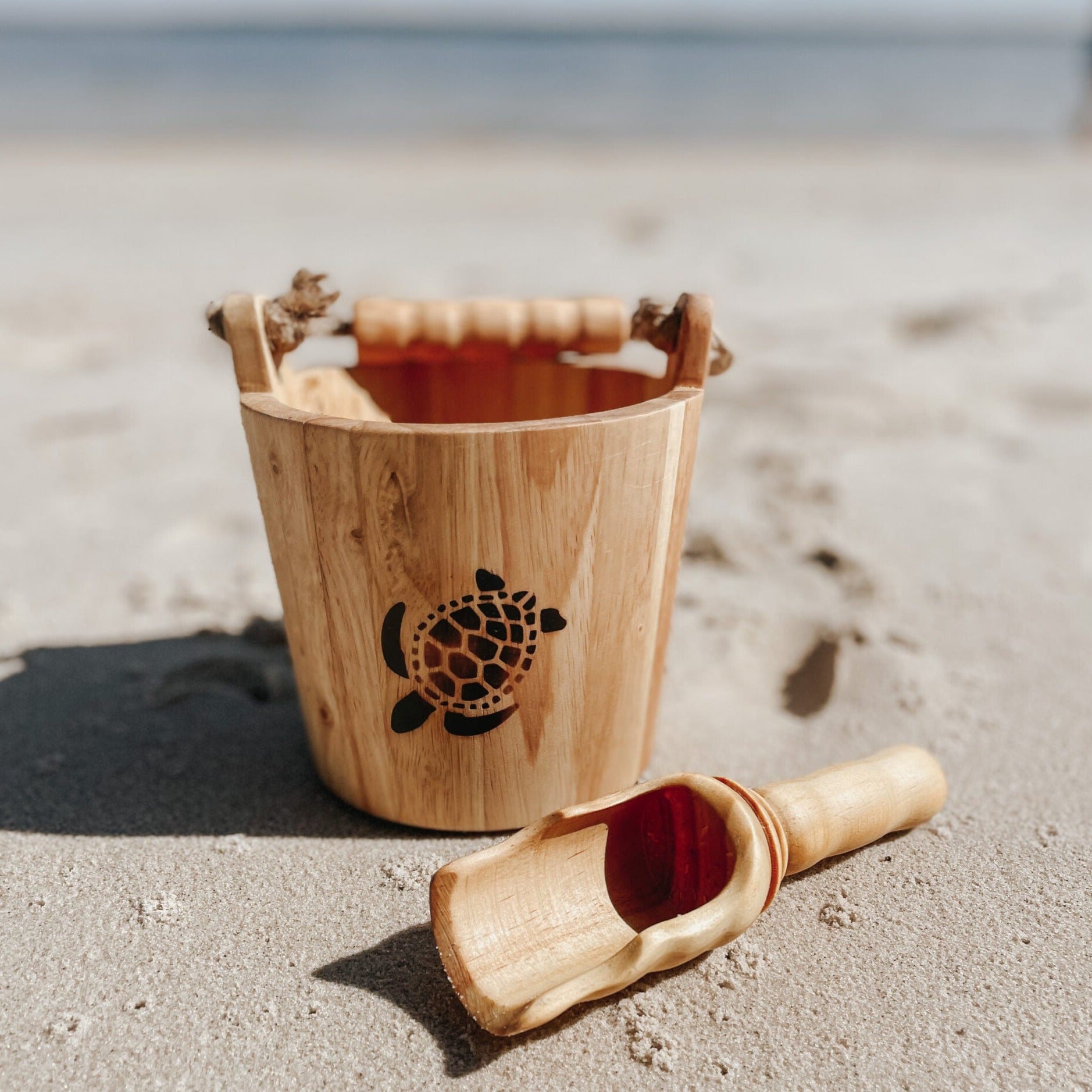 Explore Nook Wooden Bucket & Scoop Turtle