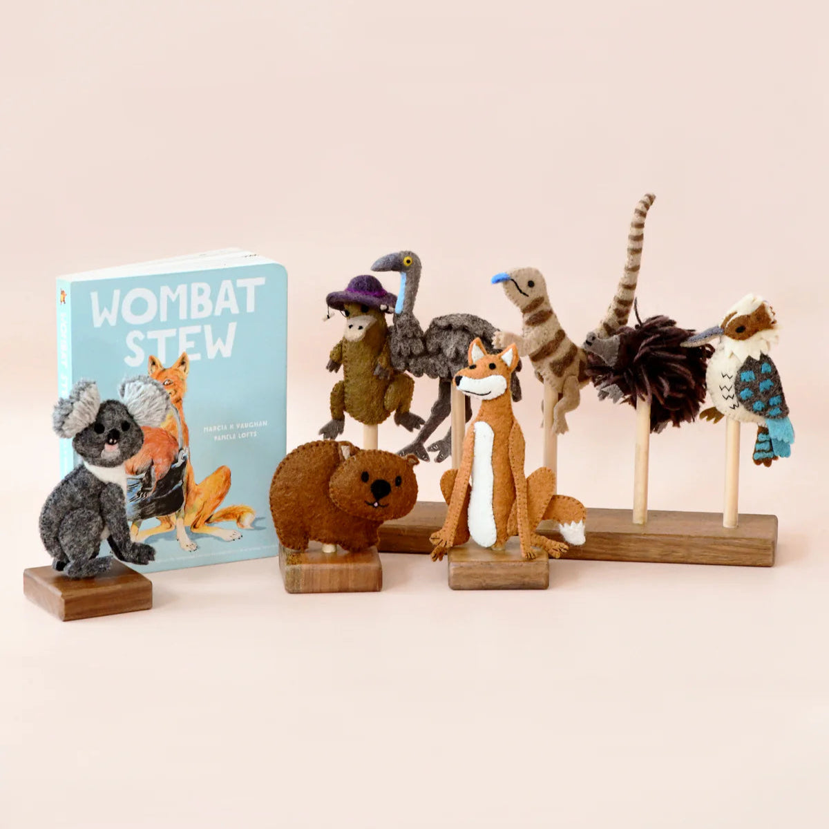 Wombat Stew Finger Puppet Set – Play to Learn