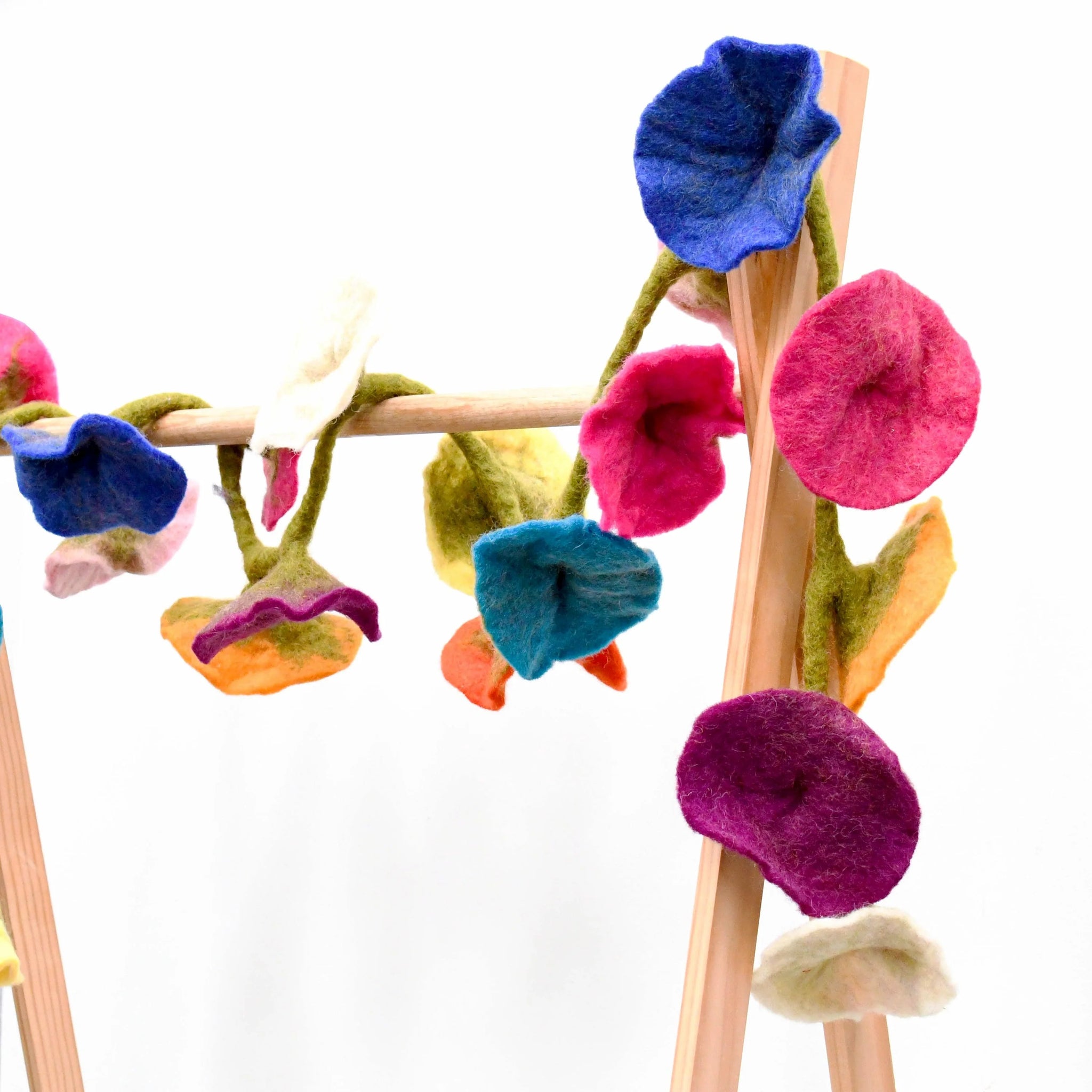 Rainbow Flower Felt Garland