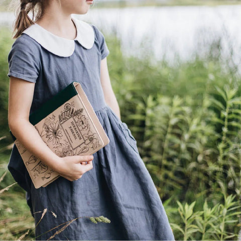 Flora Herbarium Journal - Capture Flowers, Plants & Leaves to Treasure