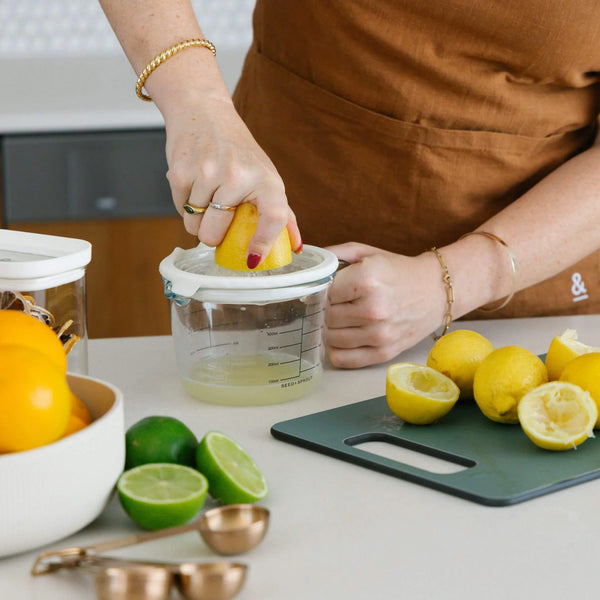 Seed & Sprout Glass & Silicon Juicer