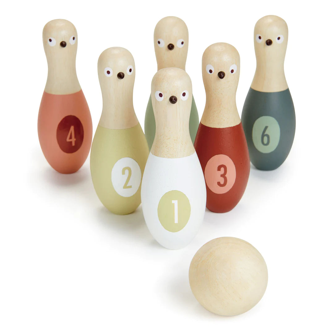 Tender Leaf Birdie Skittles Bowling Set